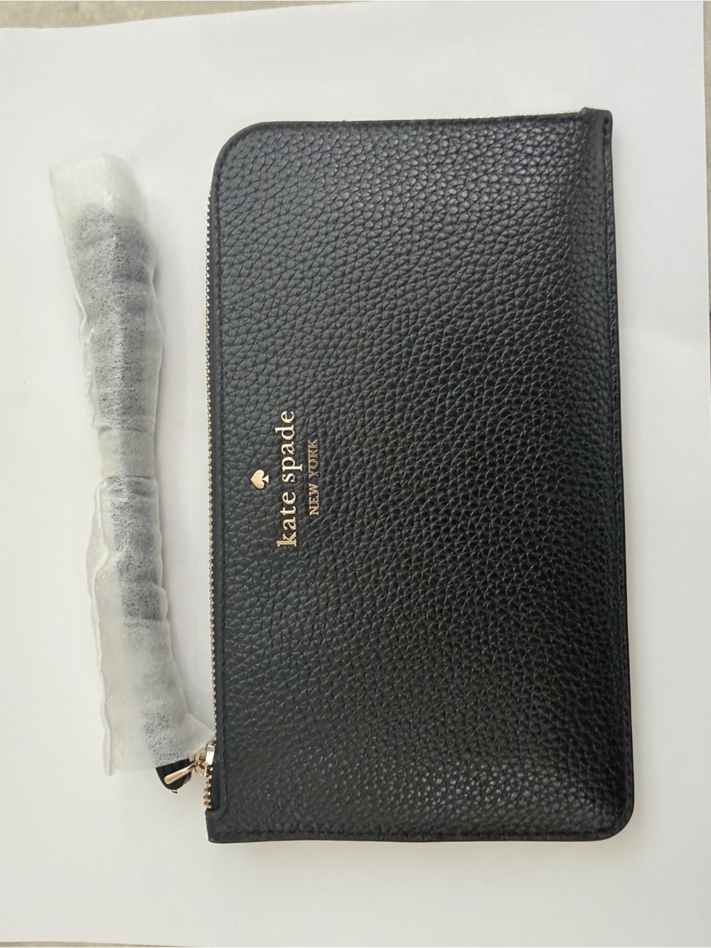 Kate Spade Lucy Medium L Zip Wristlet Black Pebbled Leather KE574 NWT